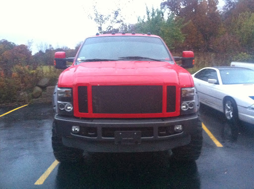 Towing Service «B & B Auto Center», reviews and photos, 2309 N Ringwood Rd, McHenry, IL 60050, USA