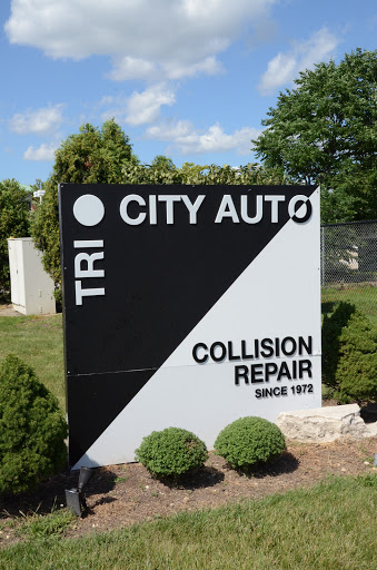 Auto Body Shop «Tri-City Auto, Inc.», reviews and photos, 110 Randall Rd, St Charles, IL 60174, USA