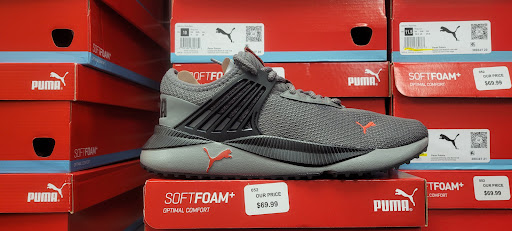 Shopping Mall «Whitehall Crossing Shopping Center», reviews and photos, IN-37, Bloomington, IN 47404, USA