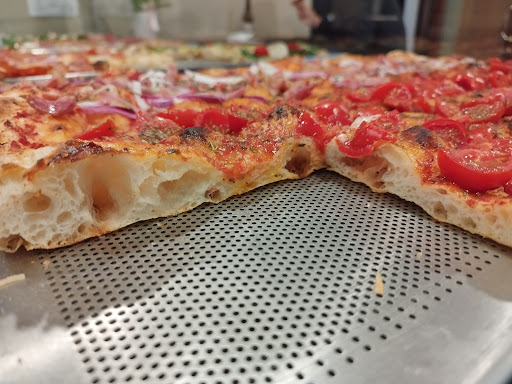 Croccante pizza al taglio e asporto in Bra, Provincia di Cuneo