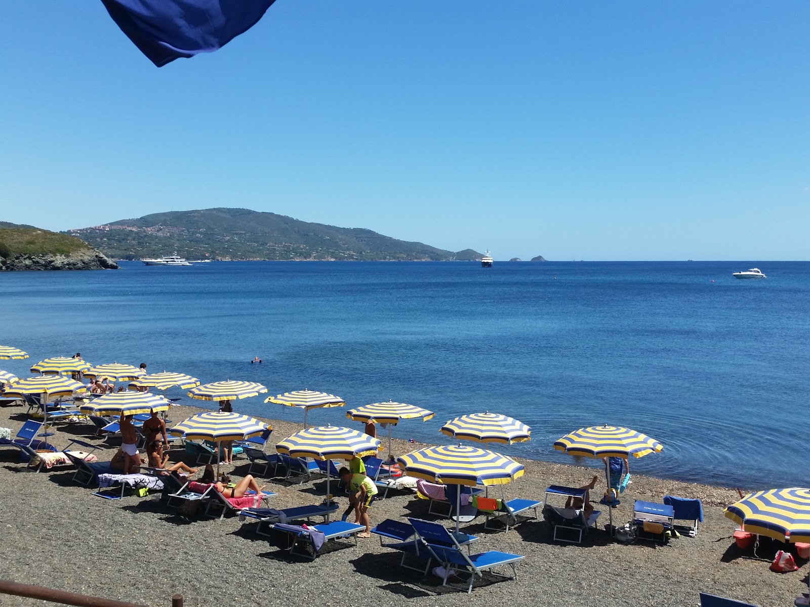 Margidore Beach'in fotoğrafı biraz temiz temizlik seviyesi ile