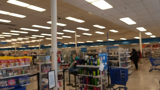 Clothing Store «Ross Dress for Less», reviews and photos, 26558 Bouquet Canyon Rd, Saugus, CA 91350, USA