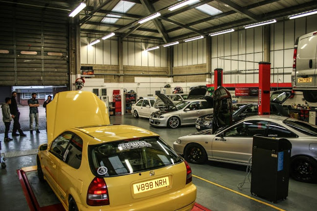 Reviews of Lower Earley MOT's in Reading - Auto repair shop