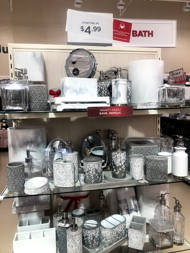 Department Store «HomeGoods», reviews and photos, 162 Everett Ave, Chelsea, MA 02150, USA