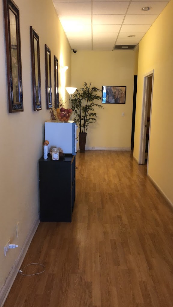 Lucky Massage Spa 60622