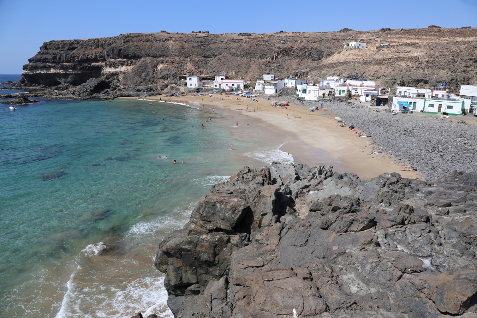 Foto av Playa Puertito de Los Molinos med liten vik