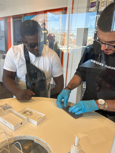 Cell Phone Store «AT&T», reviews and photos, 8 E Germantown Pike, Norristown, PA 19401, USA