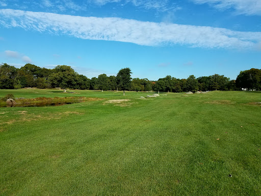 Country Club «Touisset Country Club», reviews and photos, 221 Pearse Rd, Swansea, MA 02777, USA