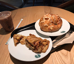 Starbucks CentralFestival Pattaya Beach photo