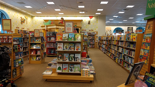 Book Store «Barnes & Noble», reviews and photos, 23130 Fashion Dr, Estero, FL 33928, USA