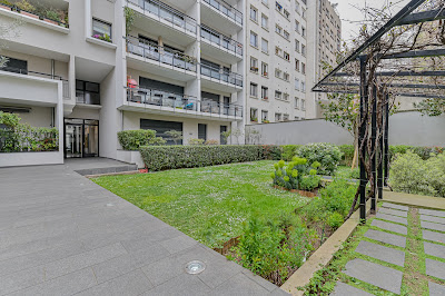 Zoé Verdier IAD - Immobilier à Paris
