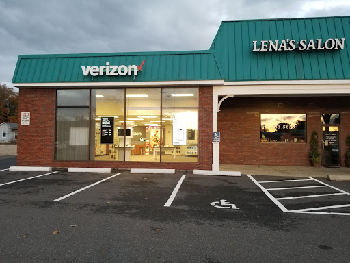 Cell Phone Store «GoWireless Verizon Authorized Retailer», reviews and photos, 1581 Main St, Palmer, MA 01069, USA