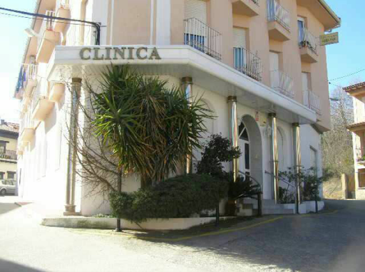 Clínica Doctor Peralta en Villanueva de la Vera, Cáceres‎