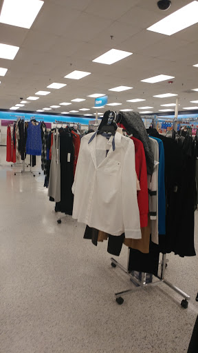 Clothing Store «Ross Dress for Less», reviews and photos, 6327 Stewart Rd, Galveston, TX 77551, USA