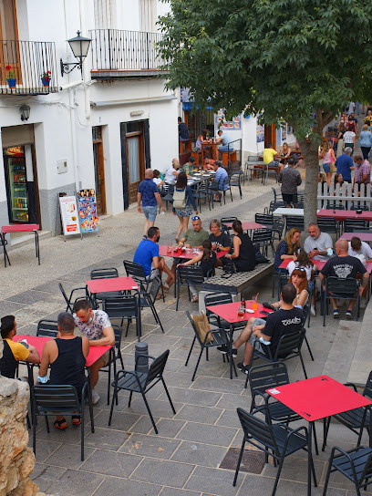 Bar Restaurante Loalba - C. Saiz de Carlos, 3, 12598 Peniscola, Castellón, Spain
