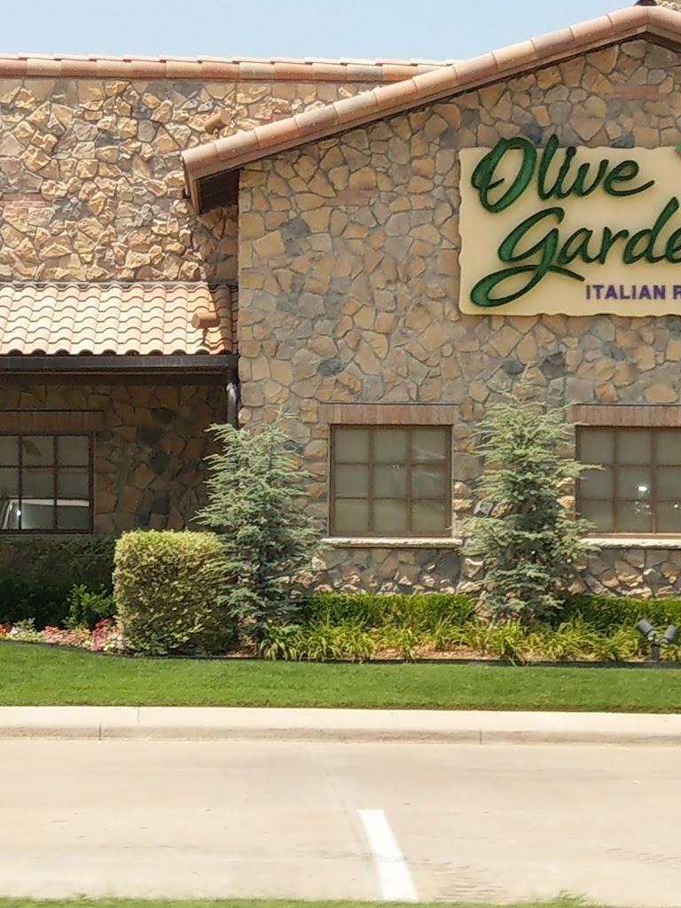 Olive Garden Italian Restaurant 74055