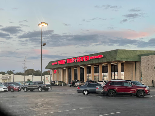 Family Thrift Center, 4705 Hwy 6 N, Houston, TX 77084, USA, 