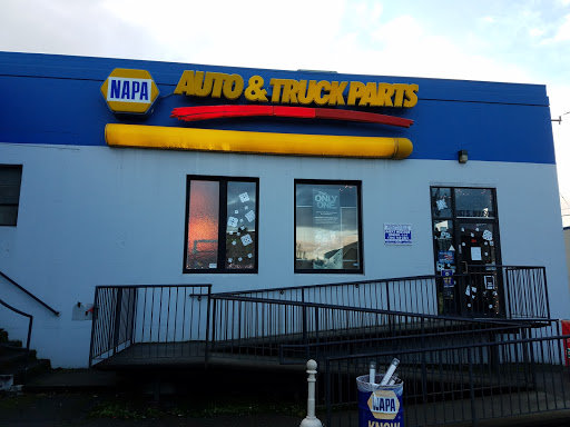 Auto Parts Store «NAPA Auto Parts - Genuine Parts Company», reviews and photos, 187 S Hudson St, Seattle, WA 98134, USA