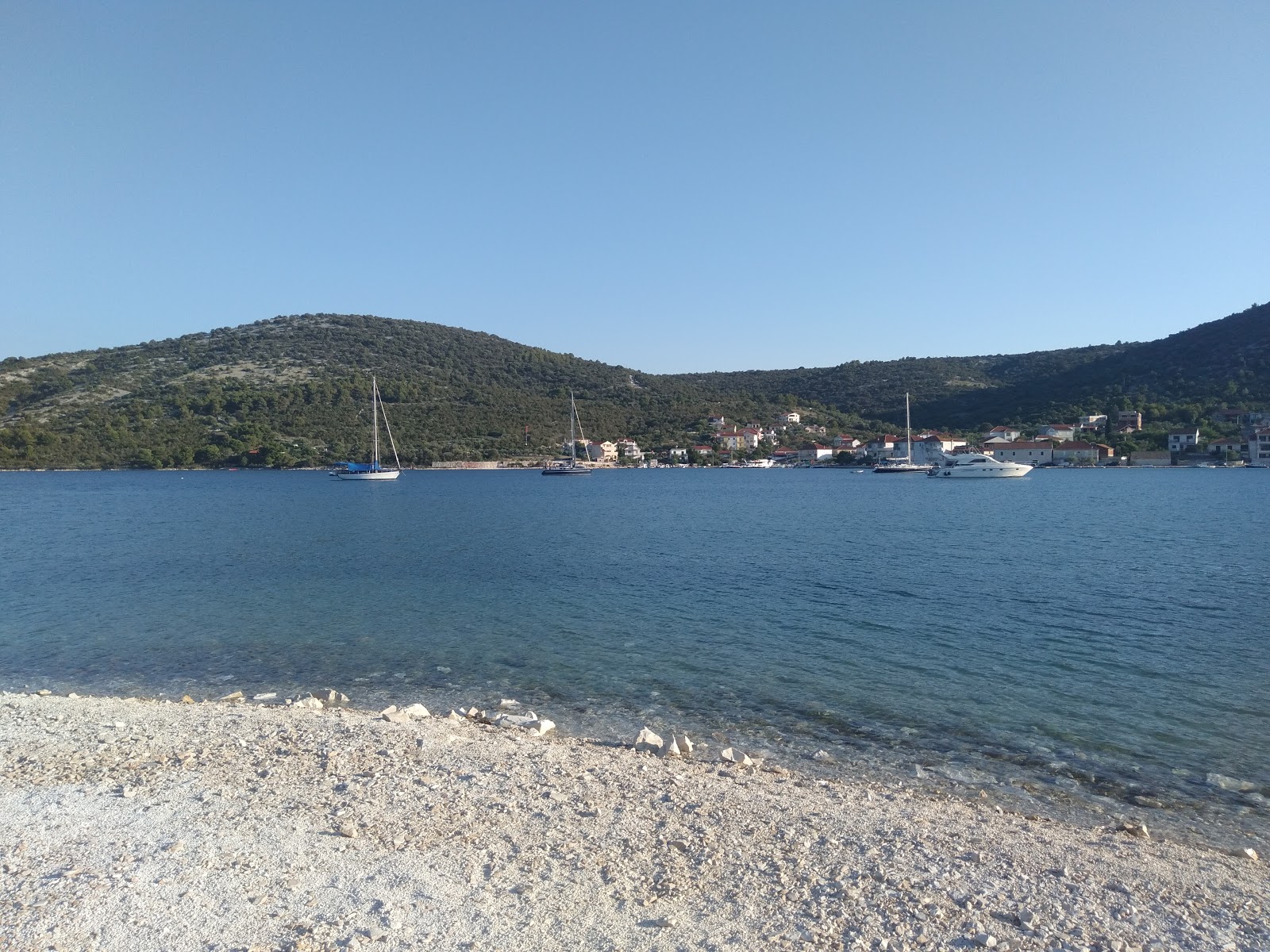 Zagrada beach'in fotoğrafı ve güzel manzarası