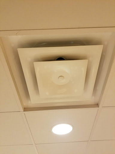 Movie Theater «Regal Cinemas Fox Run 15 & RPX», reviews and photos, 45 Gosling Rd, Newington, NH 03801, USA