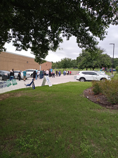 Community Center «Handley Meadowbrook Community Center», reviews and photos, 6201 Beaty St, Fort Worth, TX 76112, USA