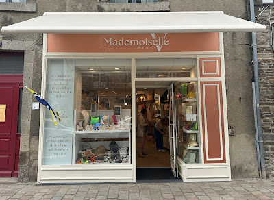 Mademoiselle V à Dol-de-Bretagne