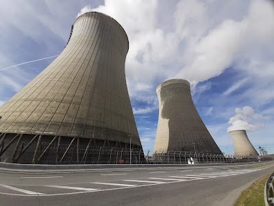 Centrale nucléaire EDF de Dampierre à Dampierre-en-Burly