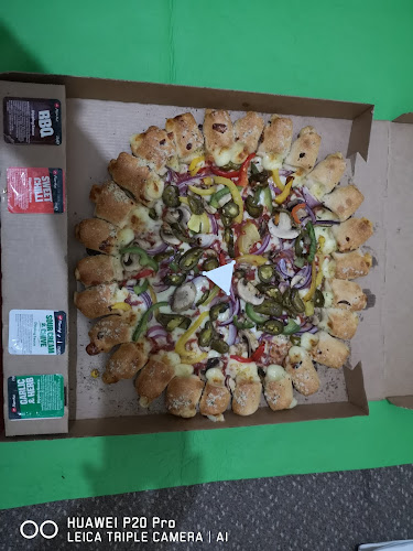Comments and reviews of Pizza Hut Delivery