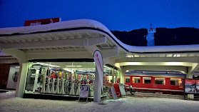 Paarsenn Sports swissrent Bahnhof RhB