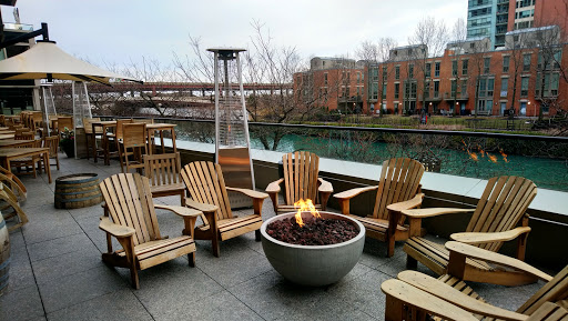 American Restaurant «Pinstripes», reviews and photos, 435 E Illinois St, Chicago, IL 60611, USA