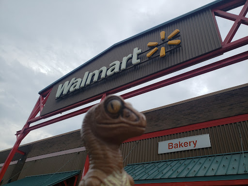 Department Store «Walmart Supercenter», reviews and photos, 3400 Steelyard Dr, Cleveland, OH 44109, USA