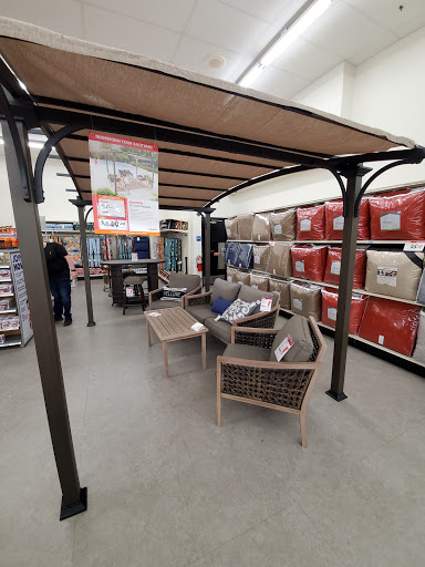 Discount Store «Big Lots», reviews and photos, 1171 Hill Rd N, Pickerington, OH 43147, USA