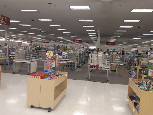 Home Goods Store «Shopko Yakima», reviews and photos, 5801 Summitview Ave, Yakima, WA 98908, USA