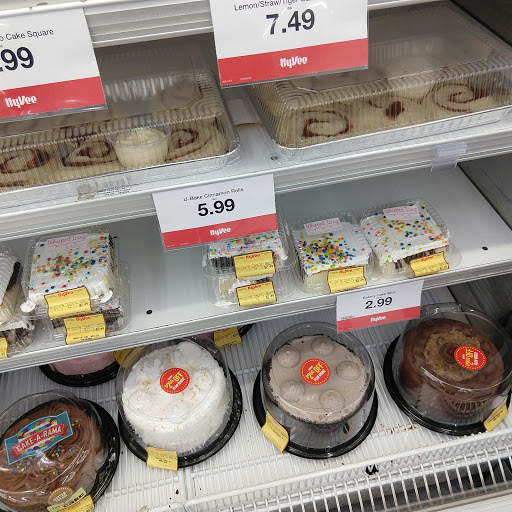 Supermarket «Hy-Vee», reviews and photos, 2540 E Euclid Ave, Des Moines, IA 50317, USA