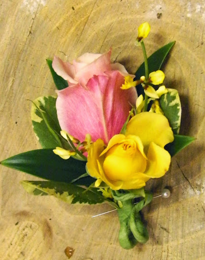 Florist «Briarwood Florist», reviews and photos, 307 N Madison Rd, Orange, VA 22960, USA