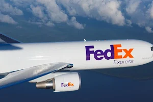 FedEx Ship Center image