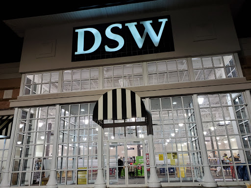 Shoe Store «DSW Designer Shoe Warehouse», reviews and photos, 1350 Bald Hill Rd, Warwick, RI 02886, USA