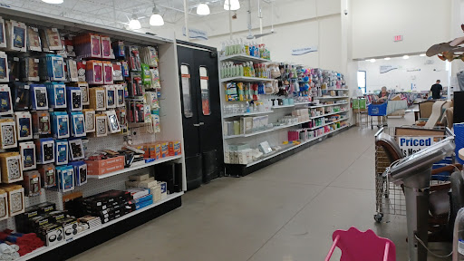 Thrift Store «Goodwill Ocala Superstore Adjacent to Paddock Mall», reviews and photos, 2830 SW 27th Ave, Ocala, FL 34471, USA