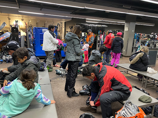 Sporting Goods Store «Vail Sports - Lionshead», reviews and photos, 492 E Lionshead Cir #101, Vail, CO 81657, USA