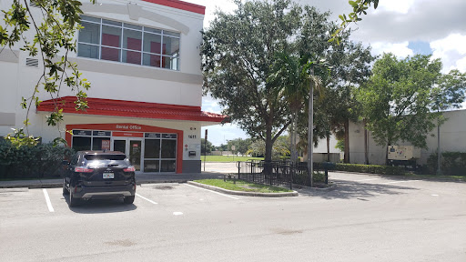 Self-Storage Facility «Public Storage», reviews and photos, 1611 S Douglas Rd, Pembroke Pines, FL 33025, USA