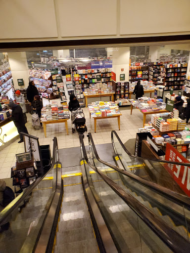 Book Store «Barnes & Noble», reviews and photos, 106 Court St, Brooklyn, NY 11201, USA