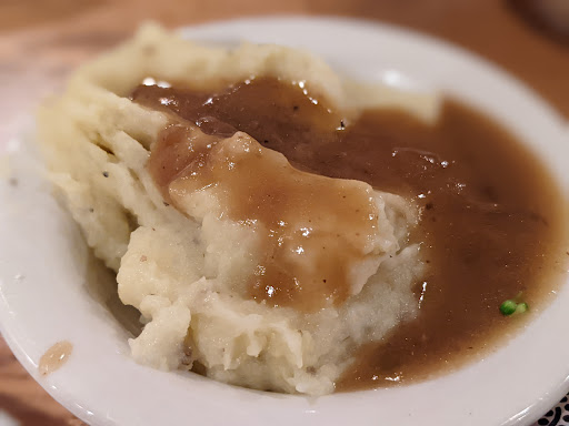 American Restaurant «Cracker Barrel Old Country Store», reviews and photos, 2525 Brindle Dr, Harrisburg, PA 17110, USA