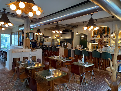 Laïa à Paris