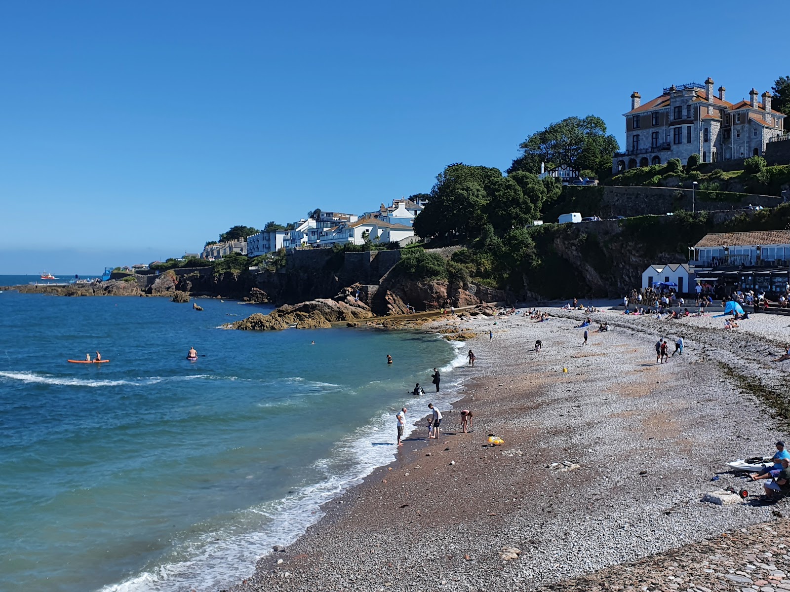 Foto van Breakwater beach met turquoise puur water oppervlakte