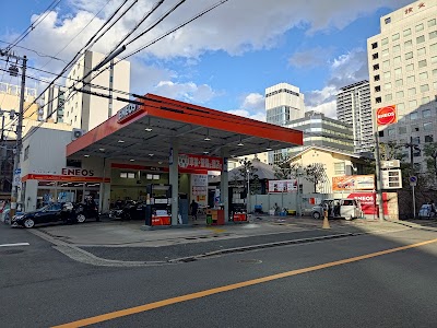 ENEOS サンユ本社前 SS (サンユインダストリアル)
