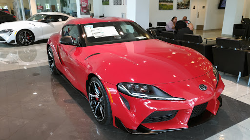 Toyota Dealer «AutoNation Toyota Weston», reviews and photos, 4050 Weston Rd, Davie, FL 33331, USA