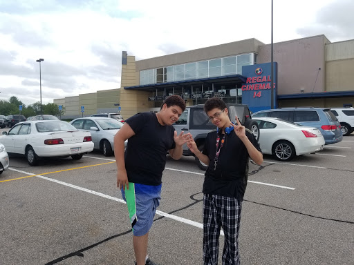 Movie Theater «Regal Cinemas Bellingham 14», reviews and ...