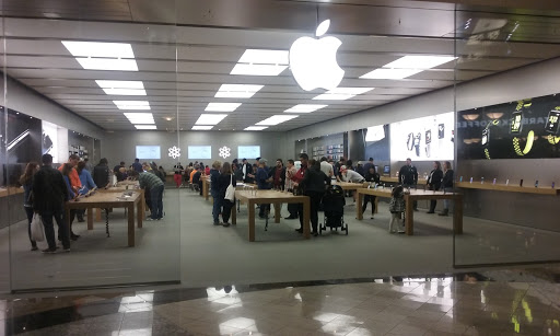 Computer Store «Apple Polaris Fashion Place», reviews and photos, 1500 Polaris Pkwy, Columbus, OH 43240, USA