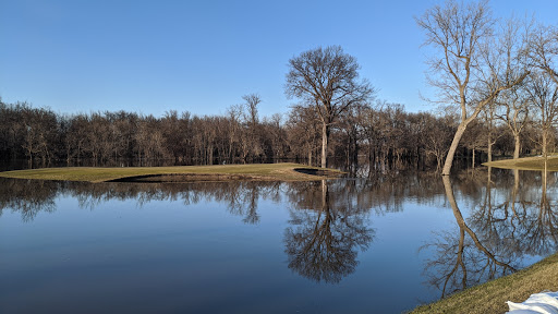 Golf Course «Edgewood Golf Course Pro Shop», reviews and photos, 19 Golf Course Rd, Fargo, ND 58102, USA