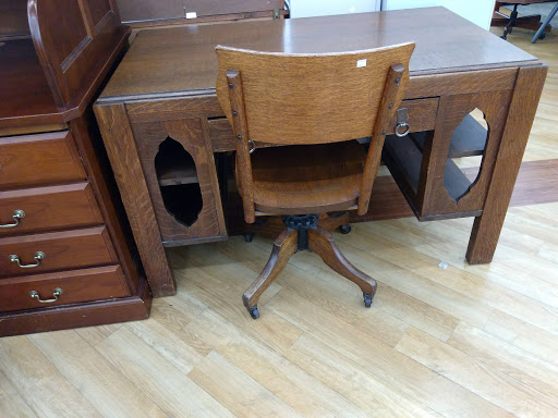 Shopping Mall «Cross Pointe Shopping Center», reviews and photos, 101 E Alex Bell Rd, Centerville, OH 45459, USA